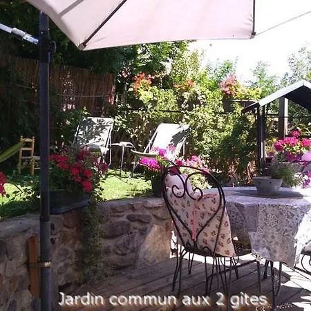Aux Pieds Des Cimes Apartament